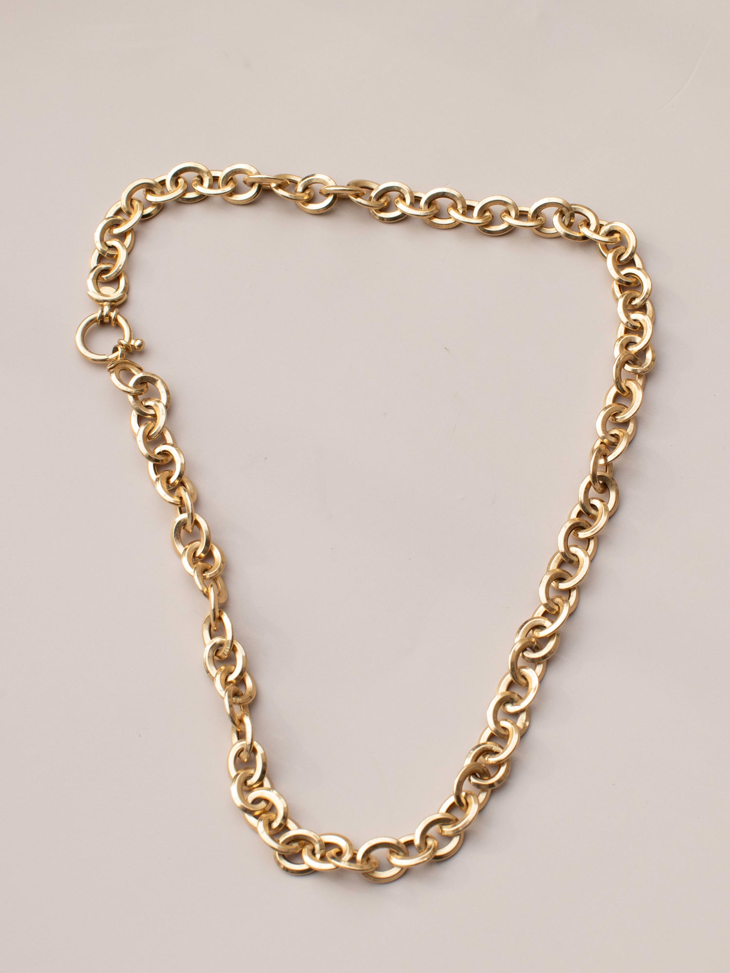 Hollow Oval Link necklace