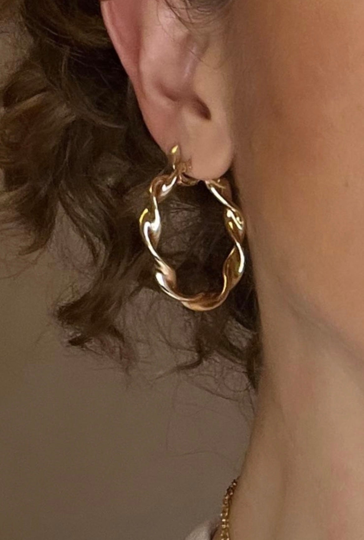 Vintage Hollow Twisted Hoops