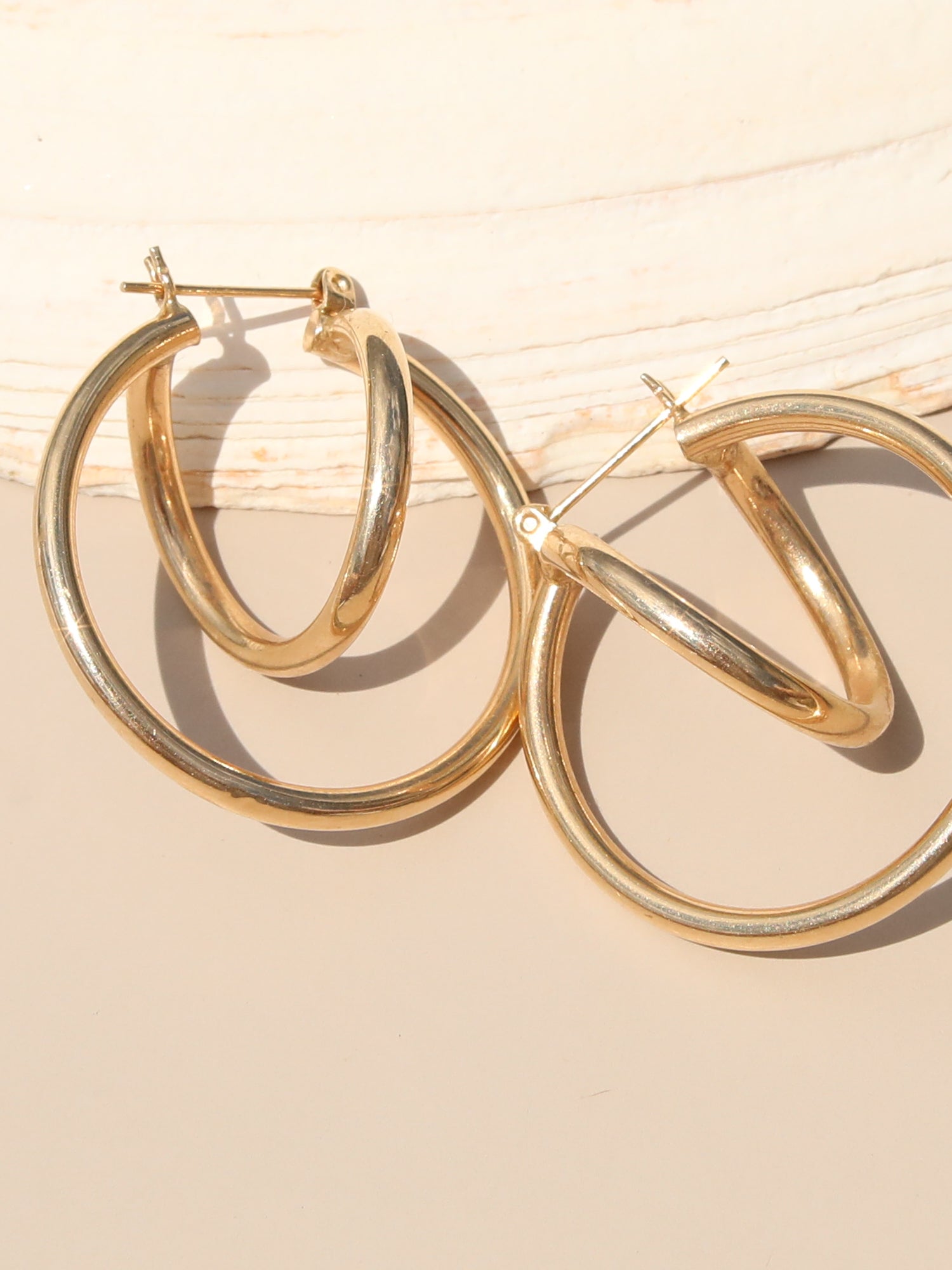 Double Hollow Hoops