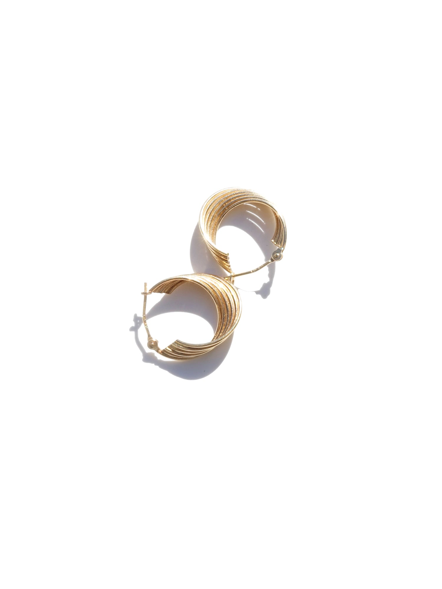Vintage mini wave hoops