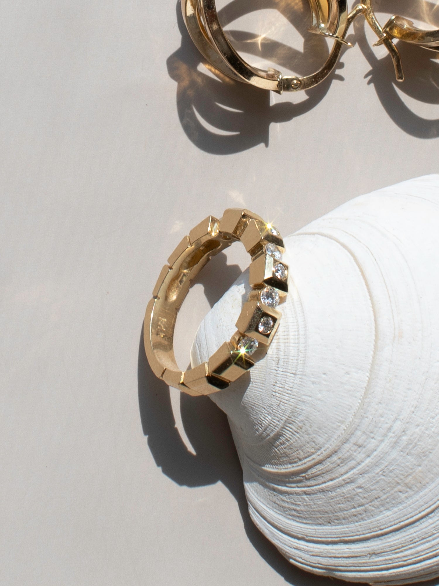 Sculptural Diamond Ring