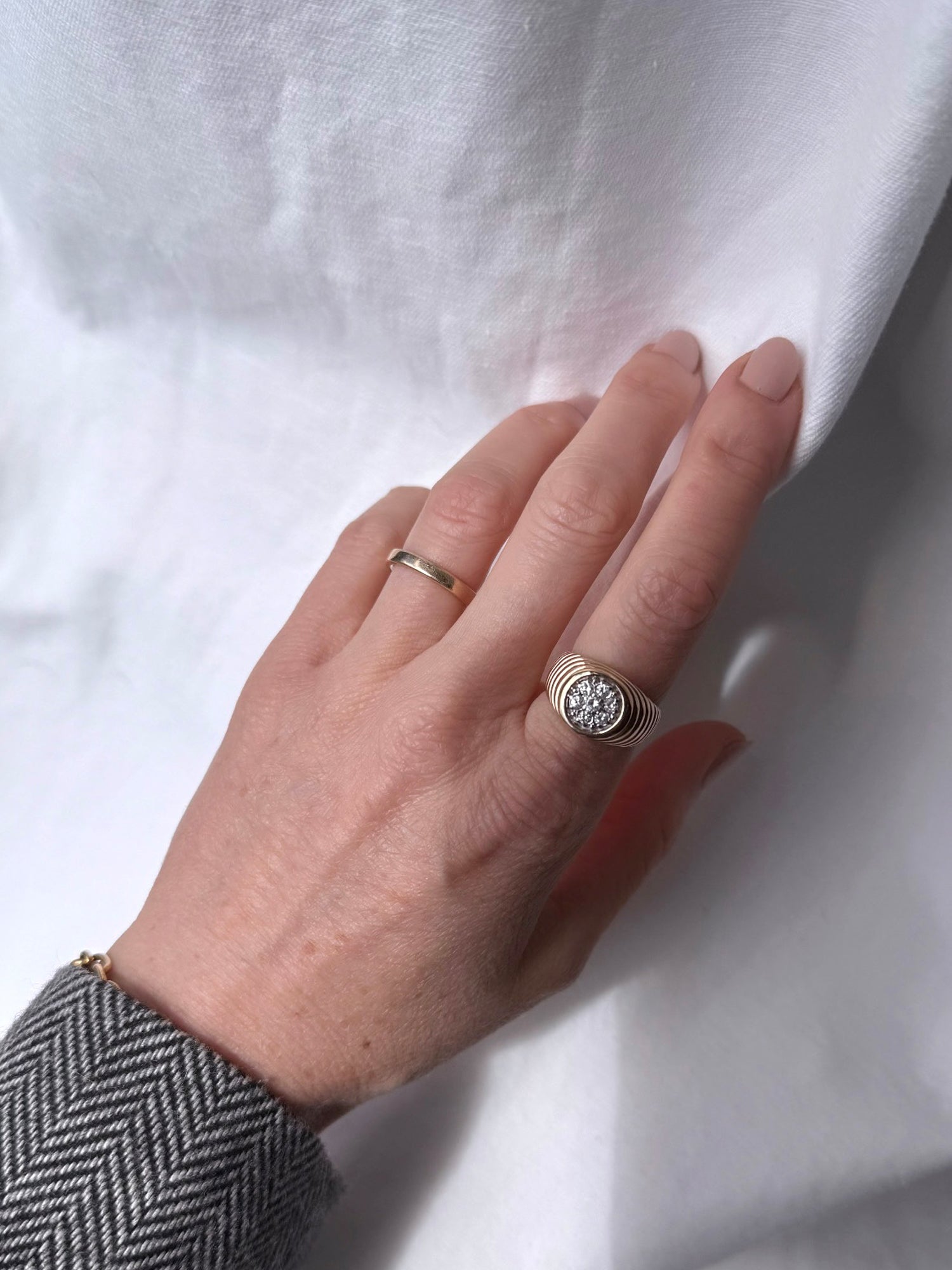 Ribbed Domed Diamond Ring