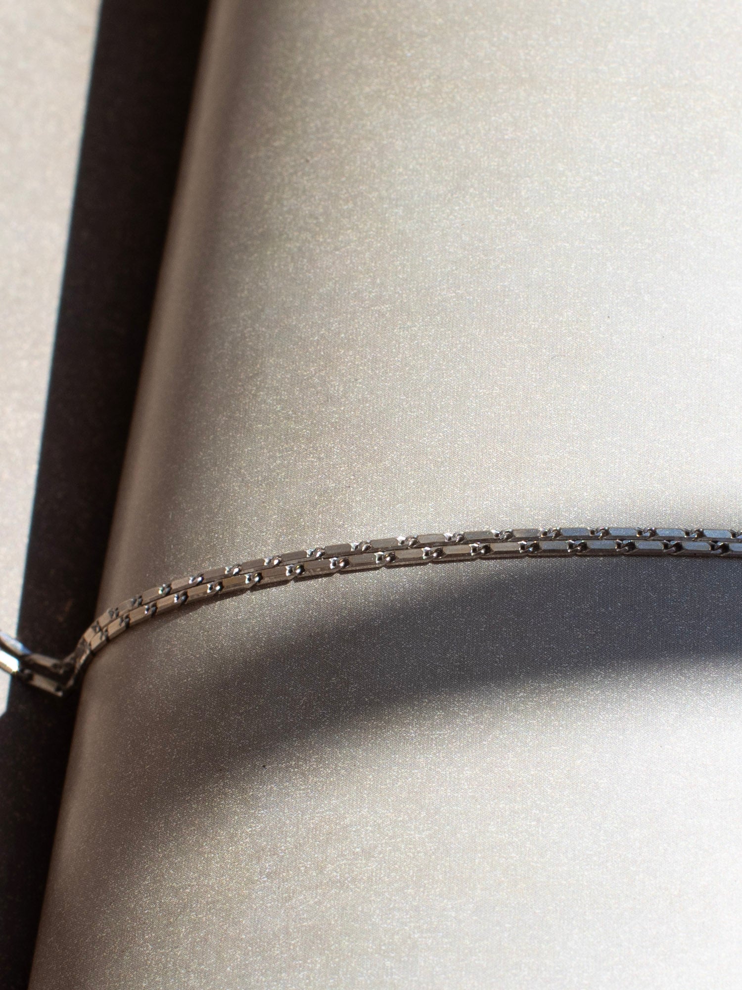 Minimalist White Gold Chain